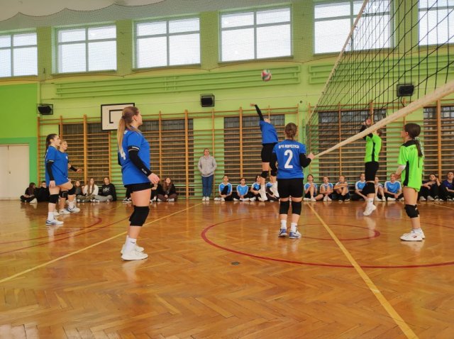 b_1024_768_0_00_images_2023_2024_WF_siatkowka_dziewczat_418826721_351056271016266_5053629583505478195_n